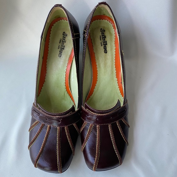 Super unique heels - Picture 2 of 5